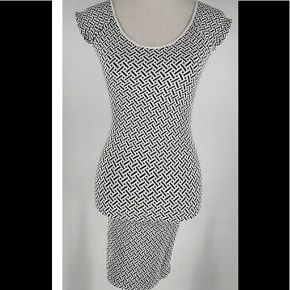 Bin 2C Bebe Black And White Short Sleeve Stretch Bodycon Dress Size M/L - Picture 8 of 9